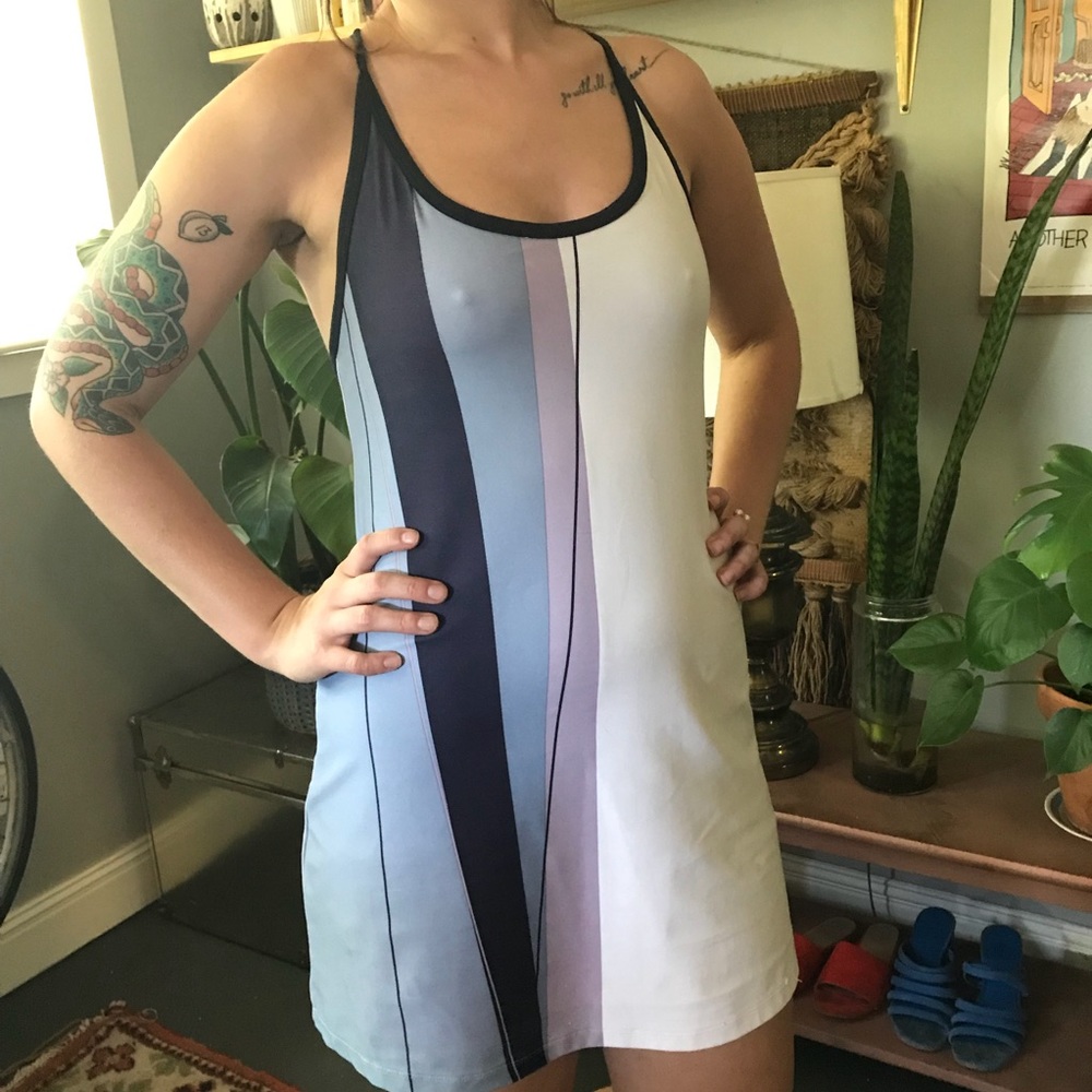 Vintage 90’s Nike tennis dress with back detail